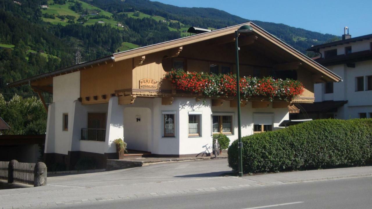 Haus Waldner Lejlighed Aschau Im Zillertal Eksteriør billede